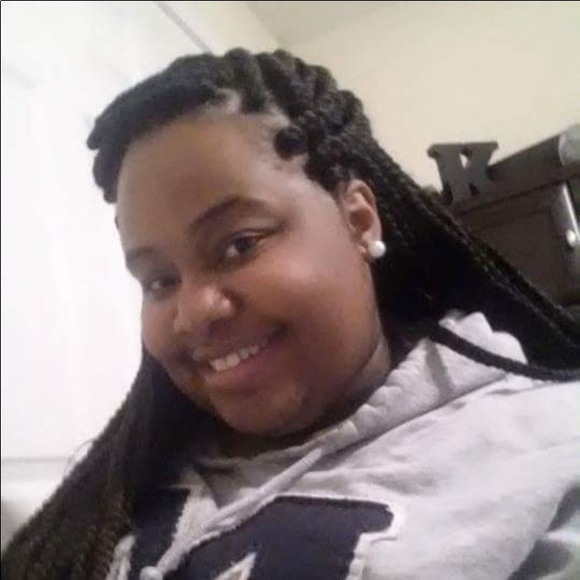 Meet your Posher, Jade - Picture 1 of 1